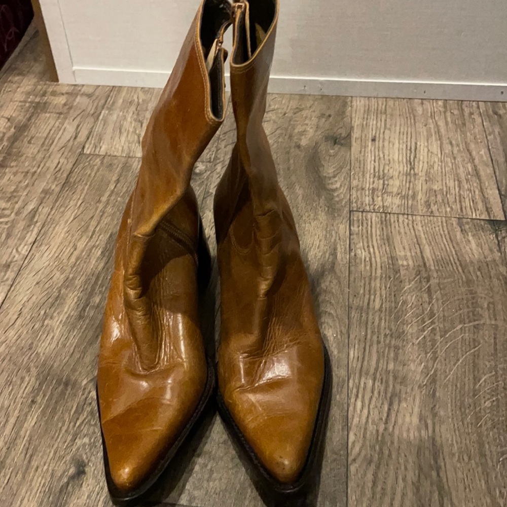 Steve madden beat up leather boots